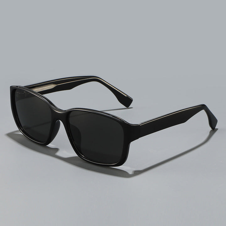 Women's sunglasses in a modern oversized style Kalsten