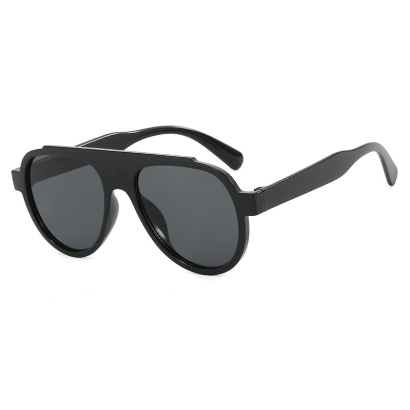 Women Vintage-Style Sunglasses with Elegant Plastic Frame in Leopard Pattern Kalsten