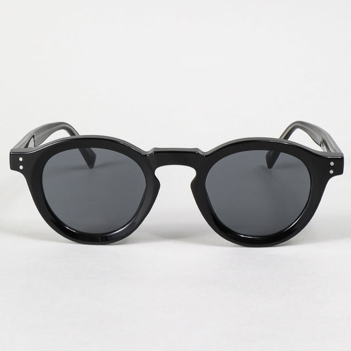 Ladies fashionable sunglasses in classic round style Kalsten