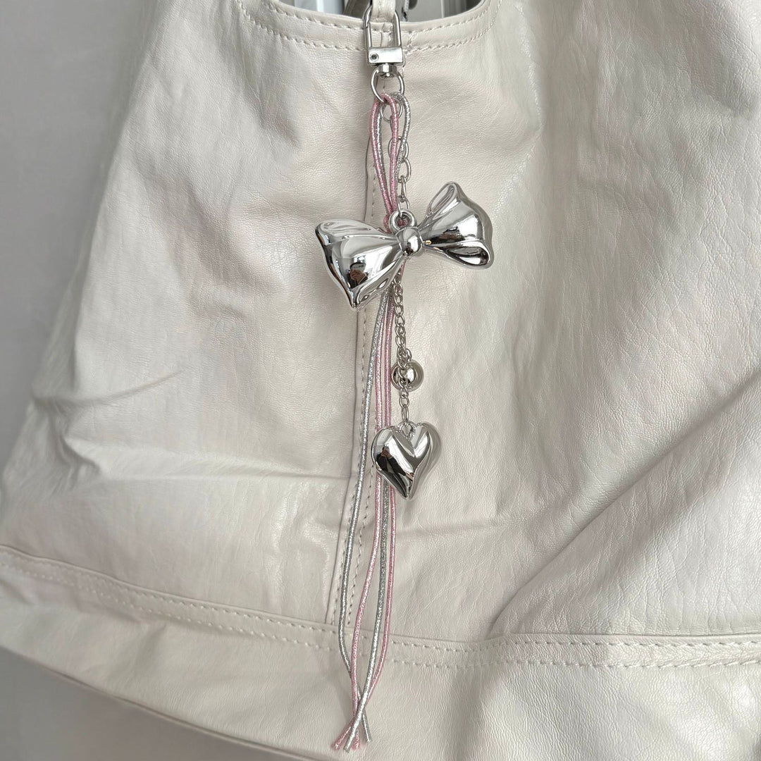 Elegant Bow and Heart Charm Keychain Kalsten