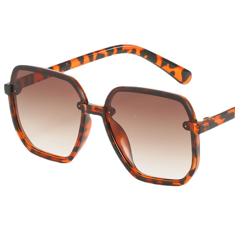 Women’s geometric sunglasses in modern design Kalsten