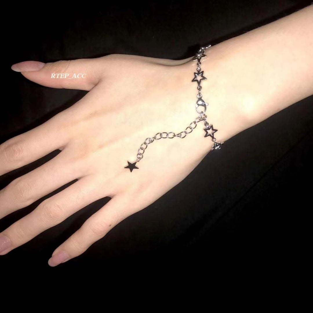 Star Accented Chain Bracelet Kalsten