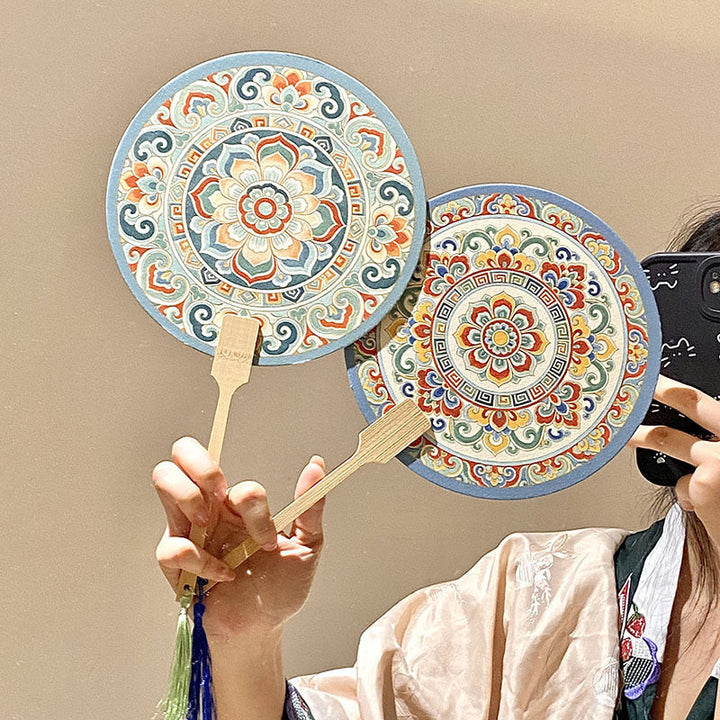 Handmade fan with artistic motif Kalsten