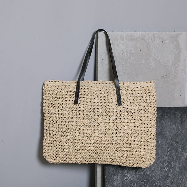 Handcrafted beach bag with strong structure Kalsten