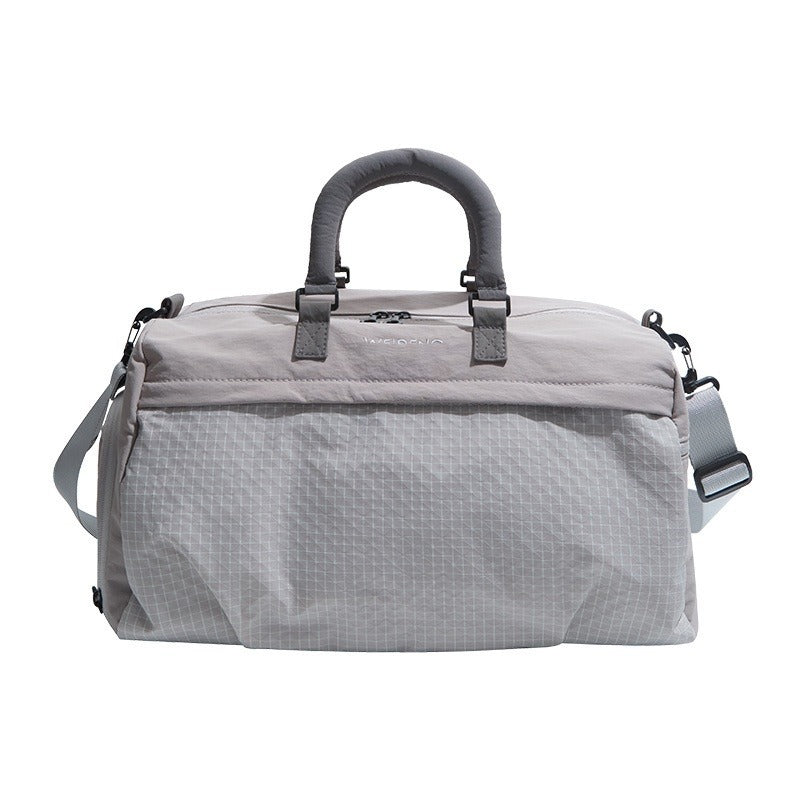 Travel bag with removable shoulder strap Kalsten