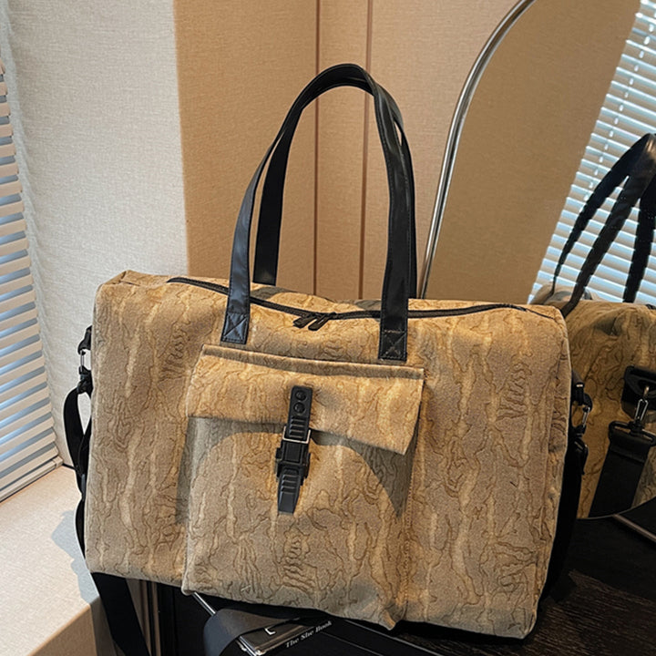 Board and travel bag with adjustable shoulder strap Kalsten