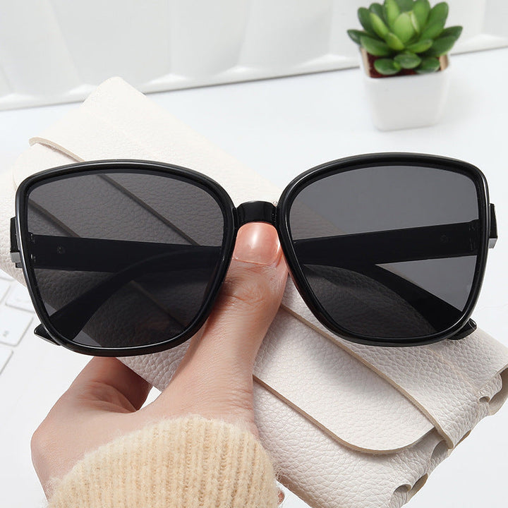 Women’s elegant oversized sunglasses in modern design Kalsten