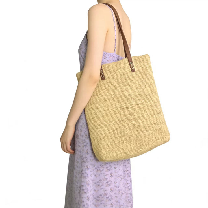 Handbag Made of Sustainably Woven Natural Material with Elegant Leather Handles Kalsten