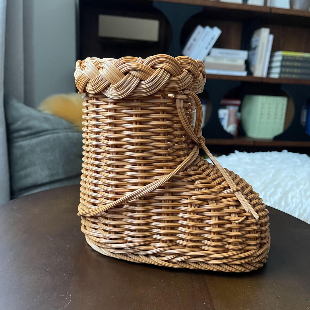 Ladies decorative flower pot in shoe design Kalsten