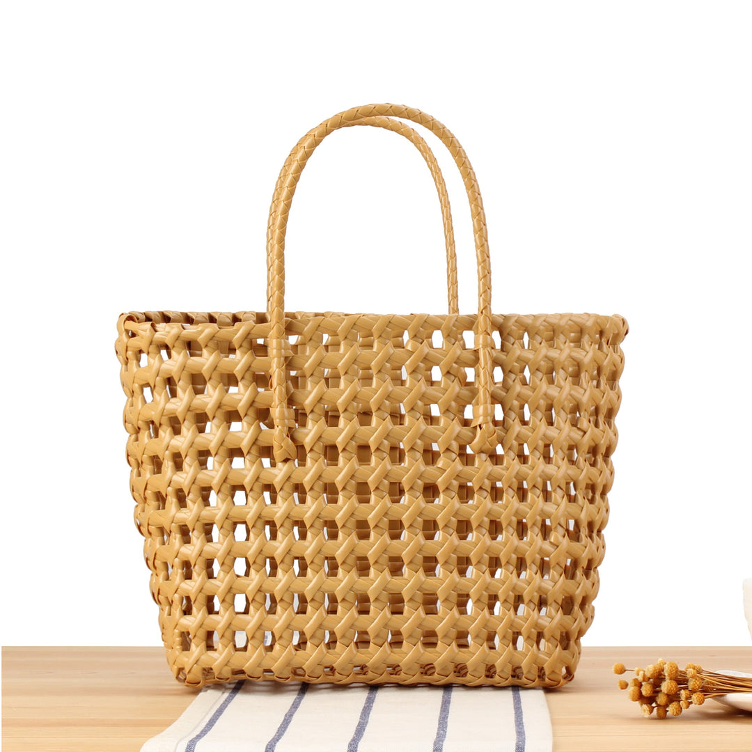 Handcrafted basket bag with unique structural design Kalsten