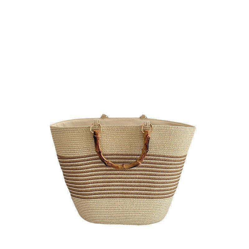 Stylish straw bag with high-quality wooden handle Kalsten