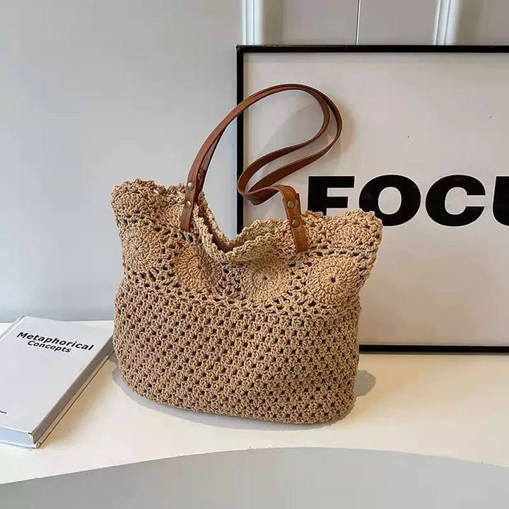 Crochet handbag with durable leather handles Kalsten