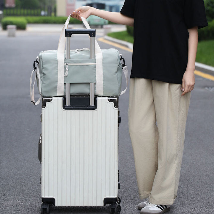 Sporty travel bag with versatile organizational options Kalsten