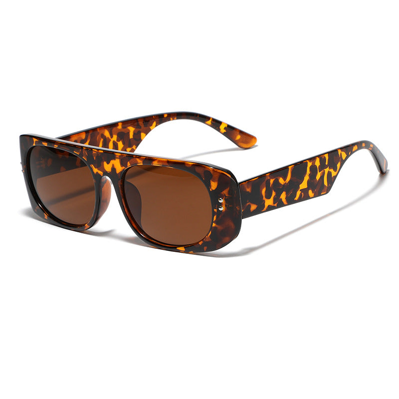 Women’s fashion sunglasses with transparent and geometric frame Kalsten