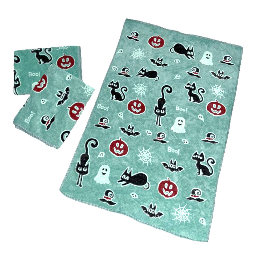 Terry Towel Set With Playful Halloween Motif Kalsten