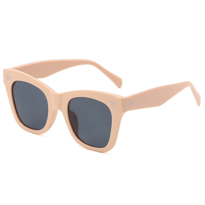 Ladies fashionable sunglasses in stylish Cat-Eye design Kalsten