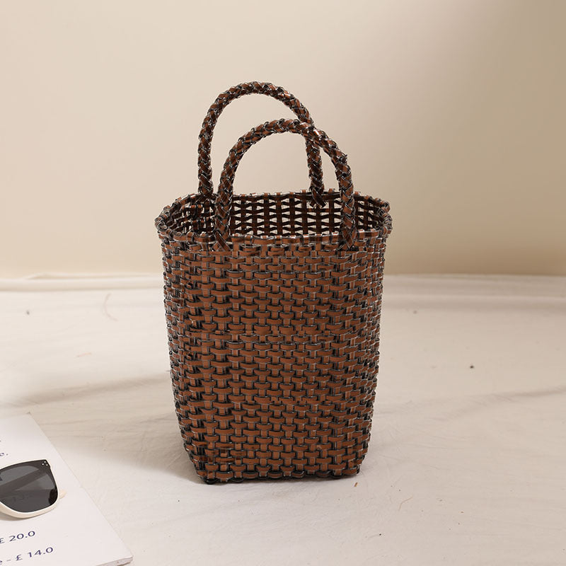 Modern Bast bag with stylish design Kalsten