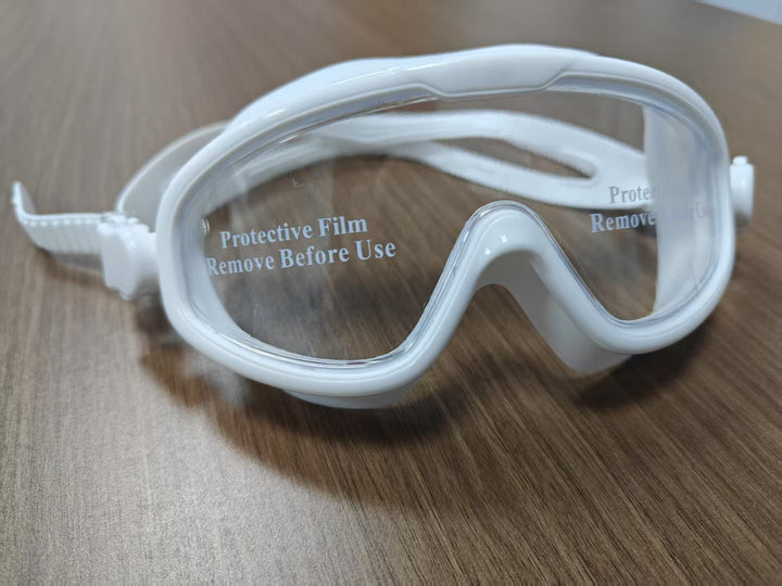Swim protection mask with clear field of vision and comfortable fit Kalsten