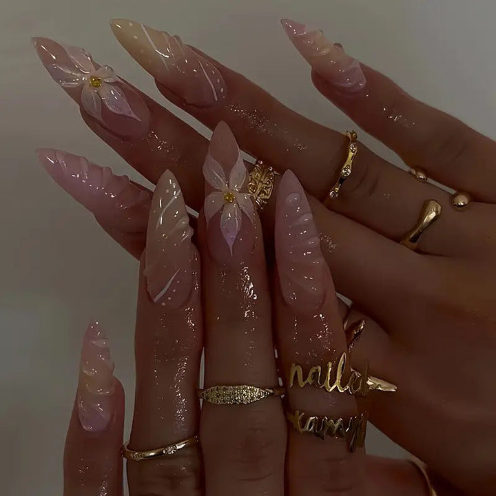 Artistic Press-On Nail Set with Floral Design Kalsten