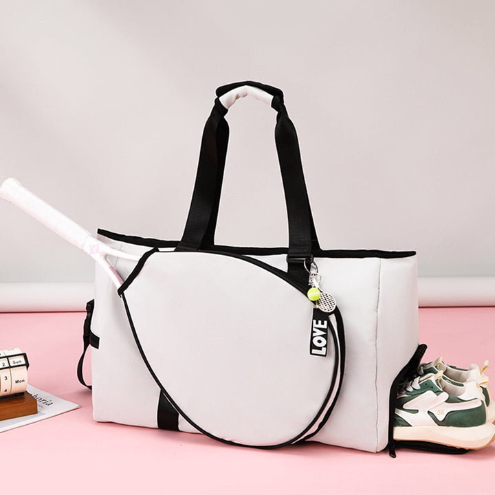 Versatile sports and travel bag with innovative storage Kalsten