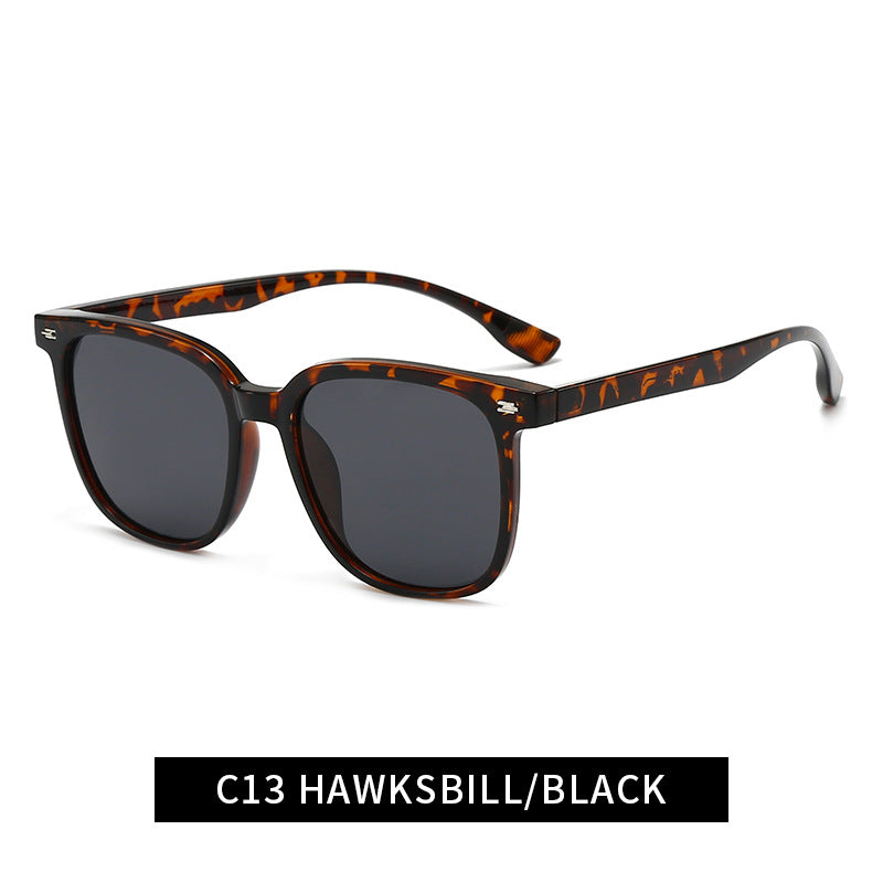 Ladies fashionable sunglasses in modern rectangular design Kalsten