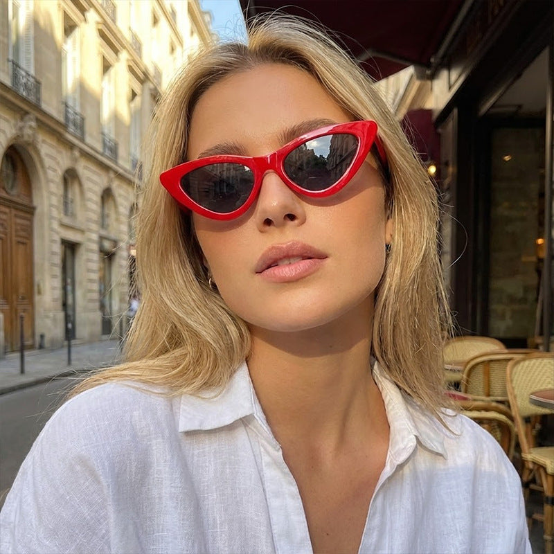 Ladies Cat-Eye Sunglasses with Elegant Tortoiseshell Pattern Kalsten