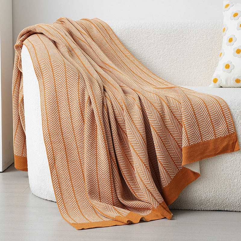 Ladies cuddle blanket with zigzag pattern Kalsten