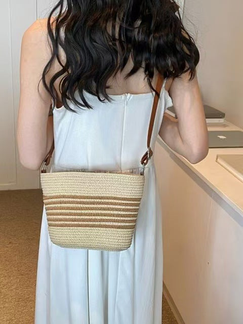 Trendy Summer Handbag Made of Woven Material Kalsten