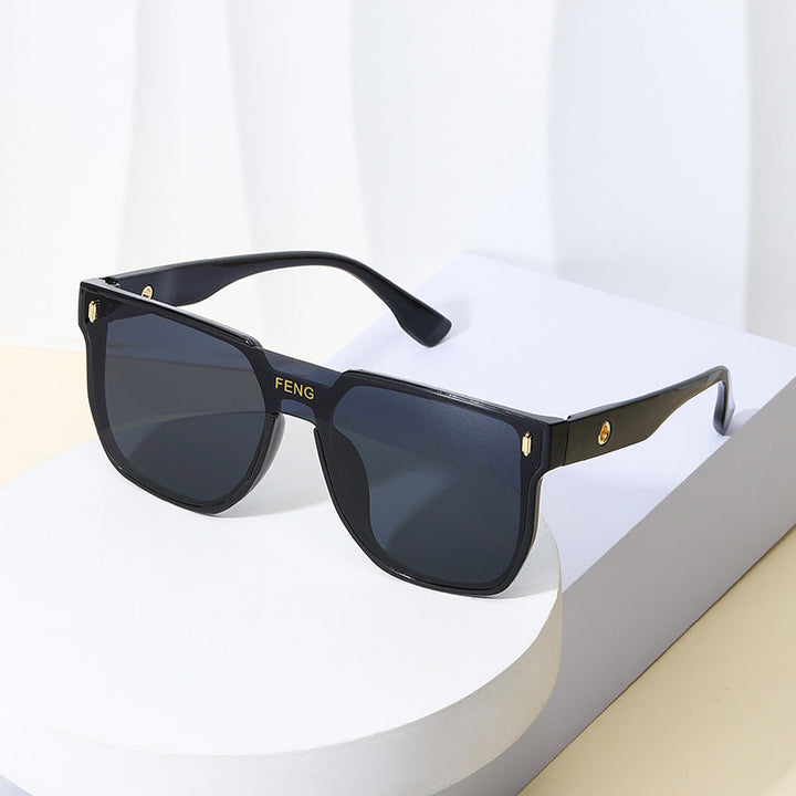 Women’s fashionable sunglasses in trendy, geometric design Kalsten