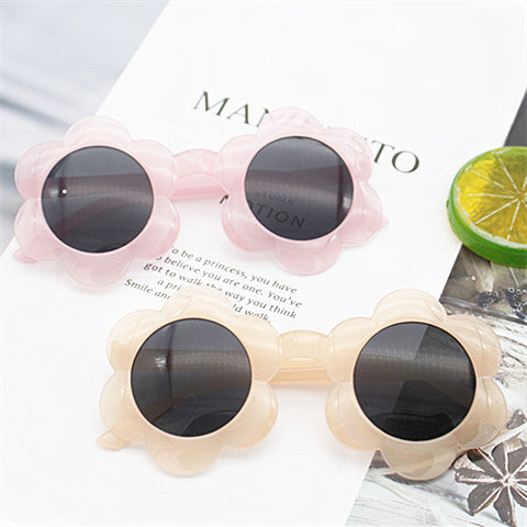 Women's sunglasses in playful floral pattern Kalsten
