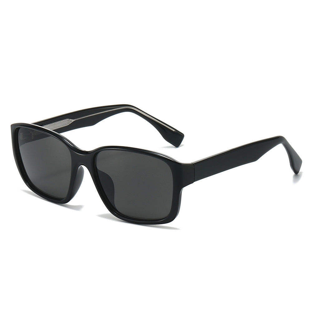 Women's sunglasses in a modern oversized style Kalsten