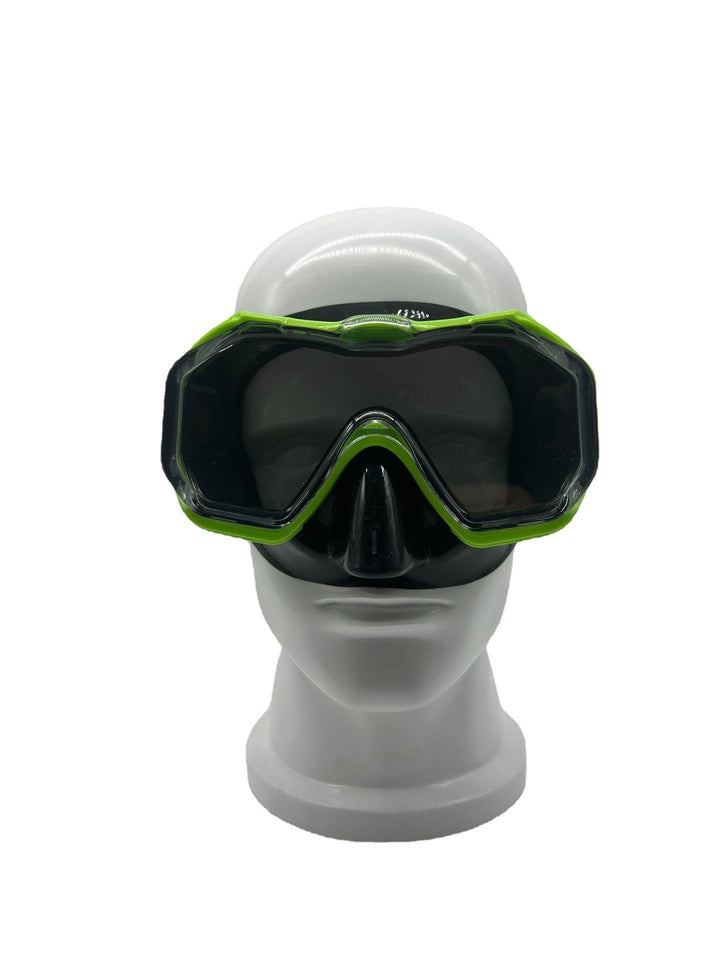 Diving mask with wide field of vision and anti-fog technology Kalsten