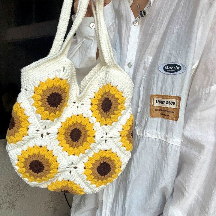 Handmade macrame bag with sunflower motif Kalsten