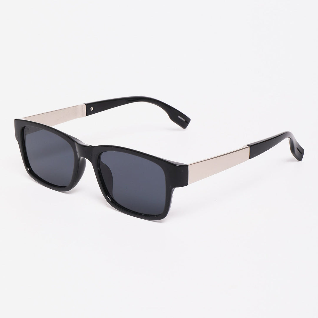 Ladies stylish sunglasses with blacked-out frame and polarizing lenses Kalsten