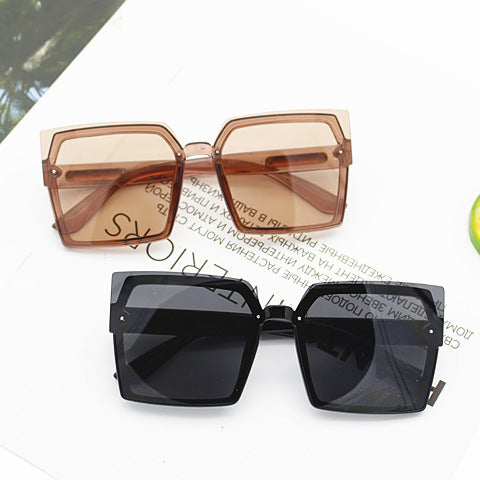 Women's Fashion Square Sunglasses with Stylish Two-Tone Frame Kalsten