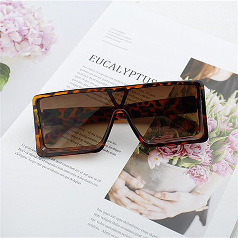 Women's Oversized Sunglasses in Avant-Garde Design Kalsten