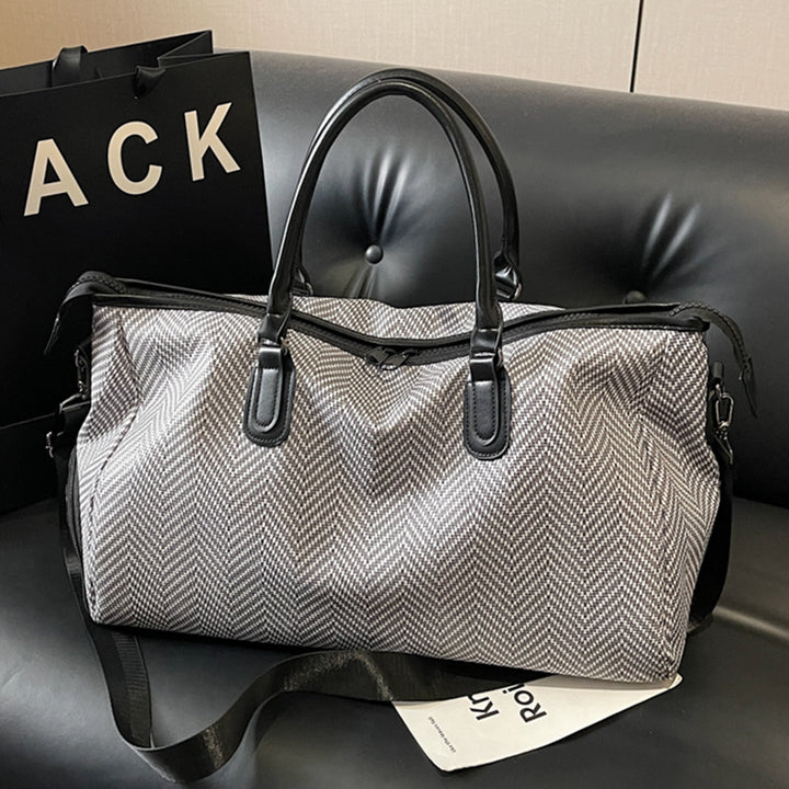 Elegant Travel Bag with Innovative Compartment Design Kalsten