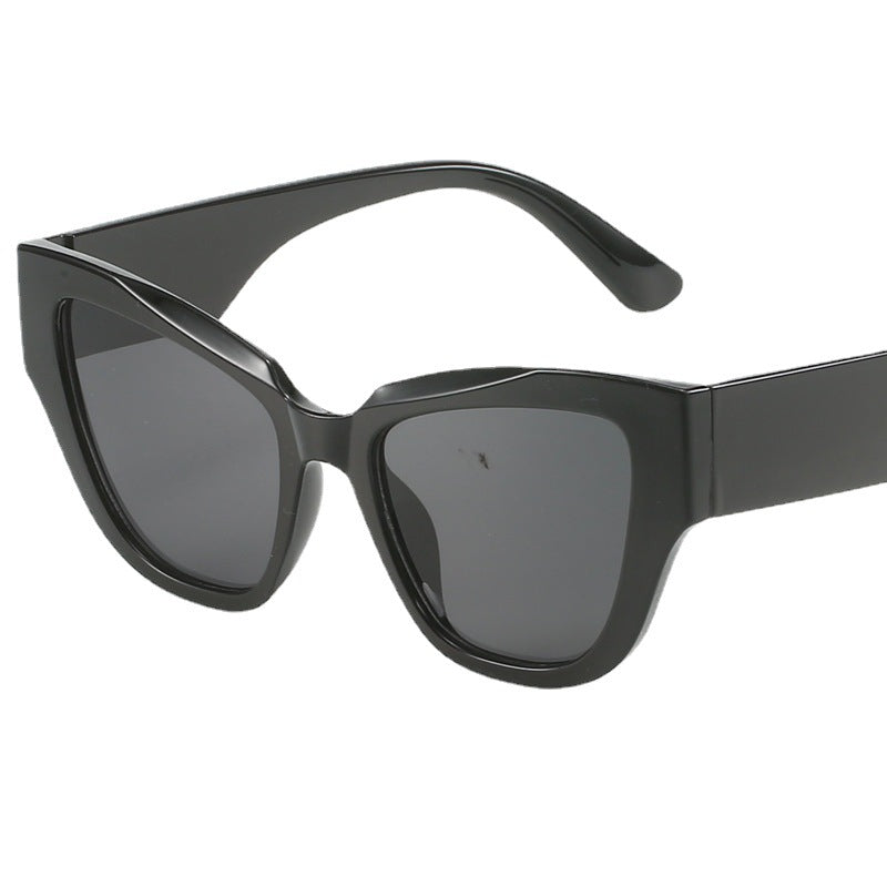 Women's Cat Eye Sunglasses with extravagant Leopard Print Kalsten