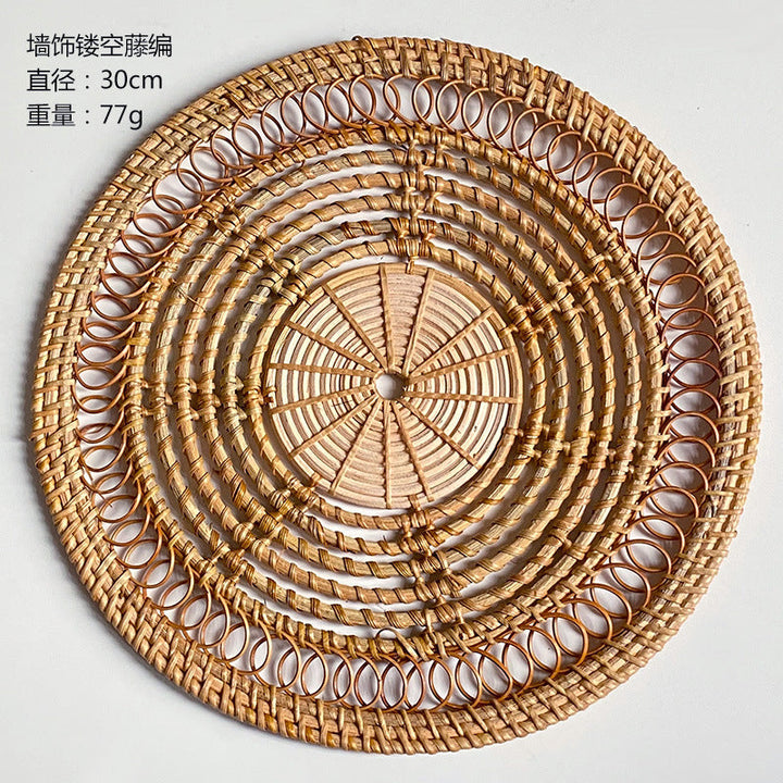 Ladies Elegant handcrafted rattan underlay Kalsten