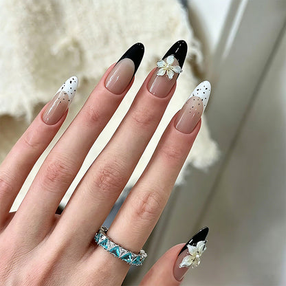 Artificial nails with exclusive flower design Acalora