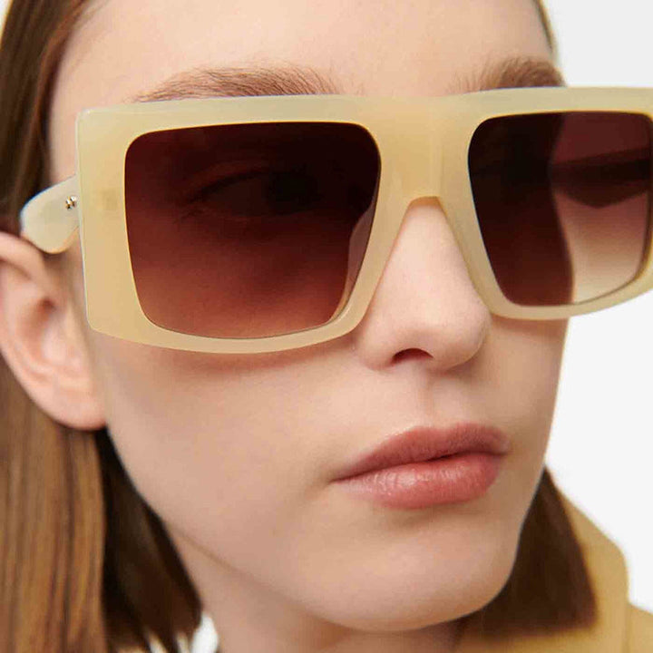Women's square sunglasses with robust plastic frame and protective UV filter Kalsten