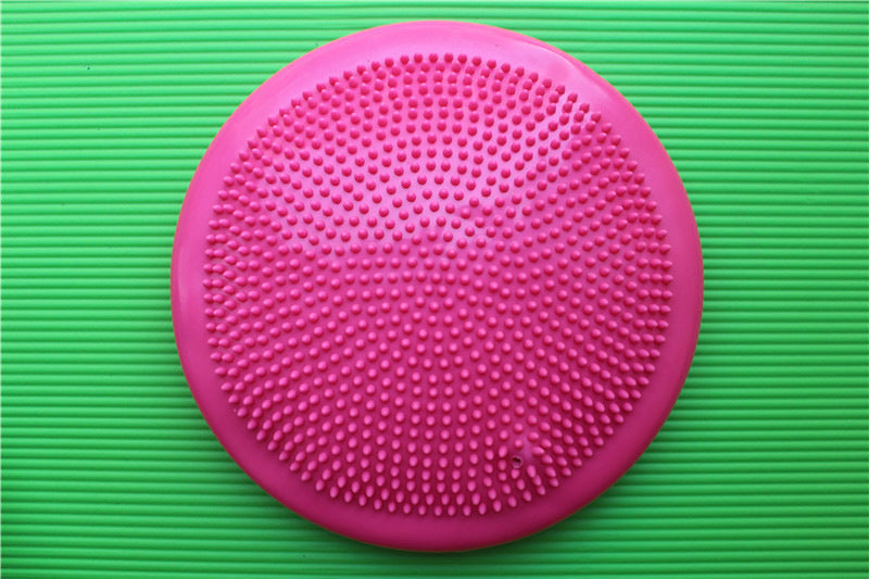 Round massage surface with special pressure knobs Kalsten