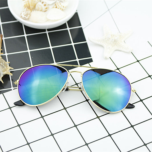 Women's modern pilot sunglasses with gradient lens design Kalsten