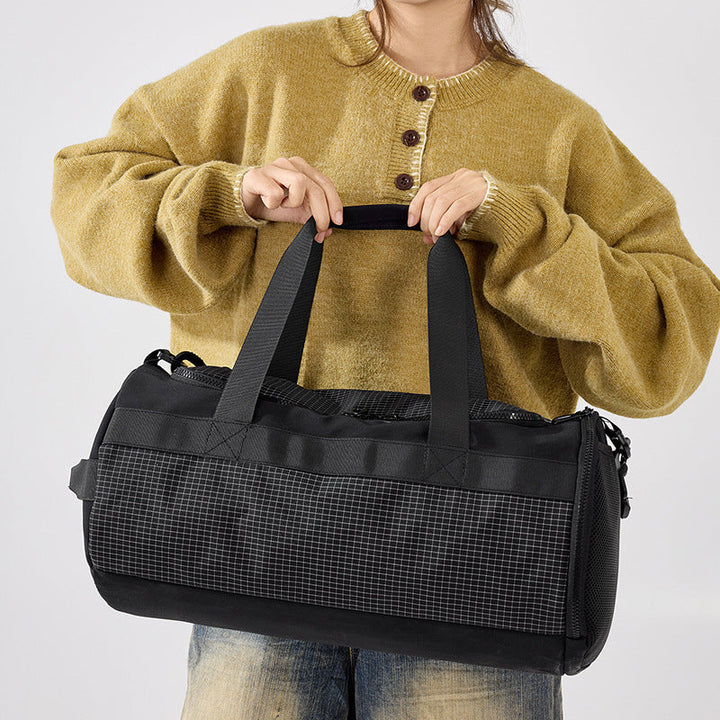 Practical sports and travel bag with ergonomic details Kalsten
