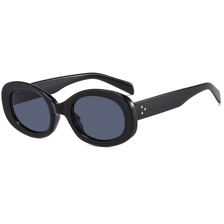 Ladies fashionable sunglasses in elegant oval design with sturdy frame Kalsten