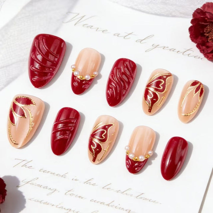 Artistic Floral and Star-Embellished Press-On Nail Set Kalsten