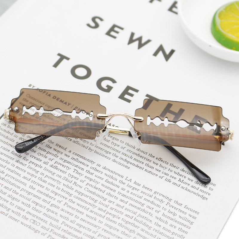 Women's Fashionable Retro Sunglasses in Unique Design Kalsten