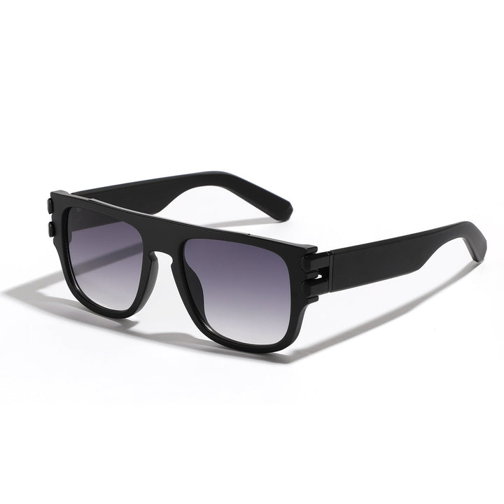 Ladies trendy oversized sunglasses with striking design Kalsten