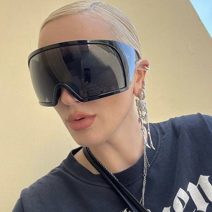 Women sporty sunglasses with aerodynamic design Kalsten