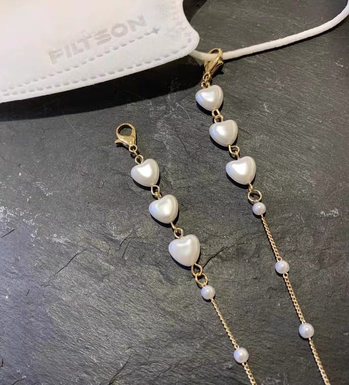 Stylish jewelry band with heart-shaped beads Kalsten